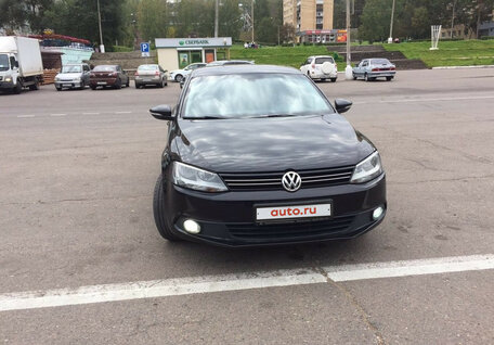 Volkswagen Jetta, 2011