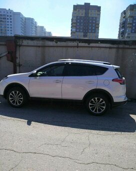 Toyota RAV4, 2015