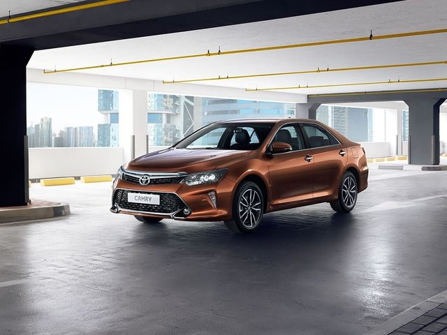 Toyota Camry, 2017