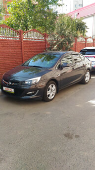 Opel Astra, 2012
