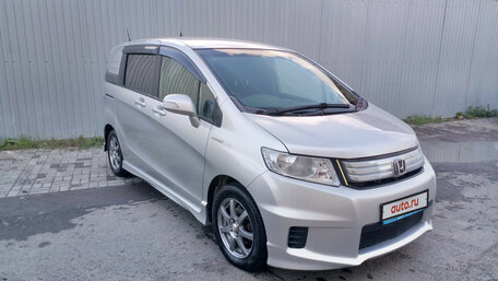 Honda Freed, 2011