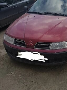 Mitsubishi Carisma, 2001