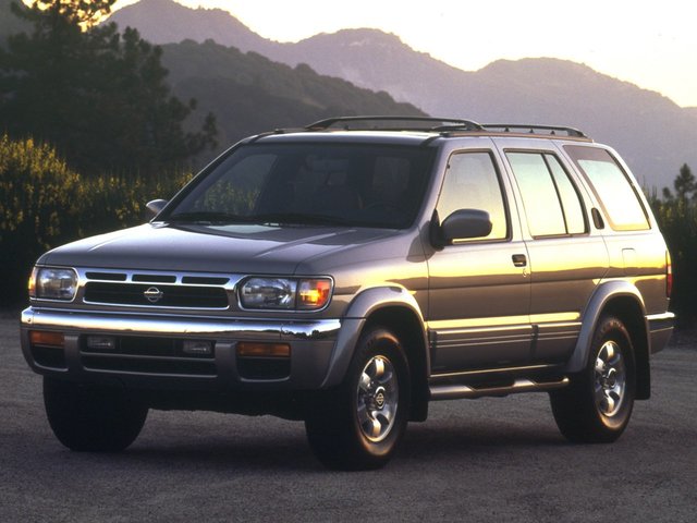 Nissan Pathfinder, 2000