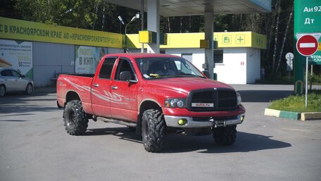 Dodge RAM, 2002