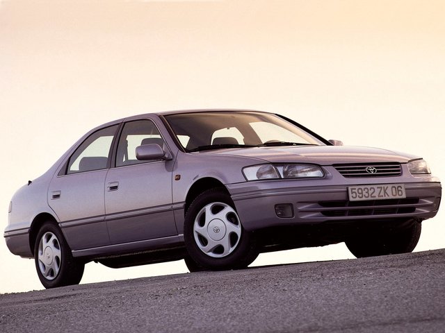 Toyota Camry, 2001