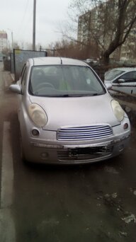 Nissan March, 2002