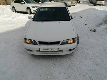 Nissan Primera, 1999