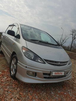 Toyota Estima, 2000