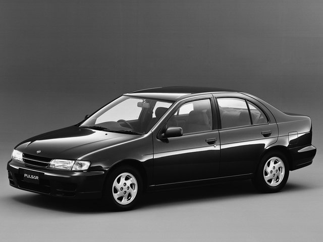 Nissan Pulsar, 2000