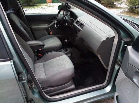 Ford Focus (North America), 2005