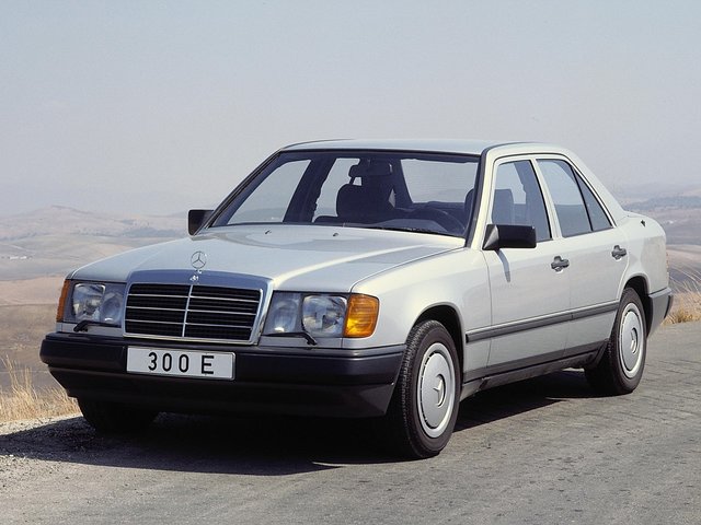 Mercedes-Benz W124, 1989