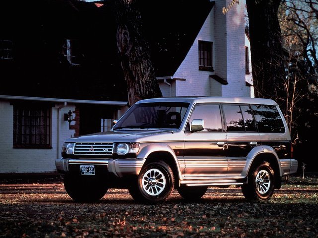Mitsubishi Pajero, 1992