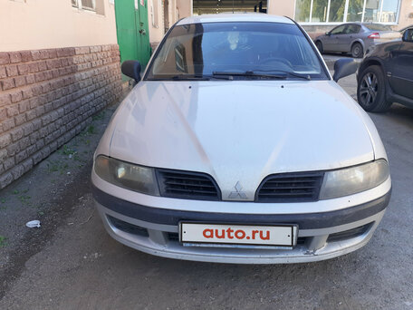 Mitsubishi Carisma, 2002
