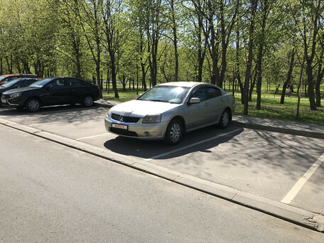 Mitsubishi Galant, 2006
