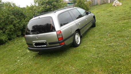 Opel Omega, 1995