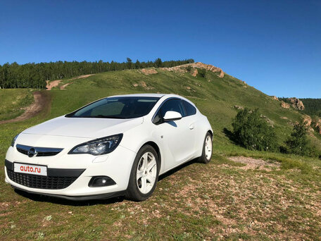 Opel Astra, 2013