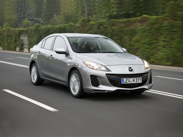 Mazda 3, 2012