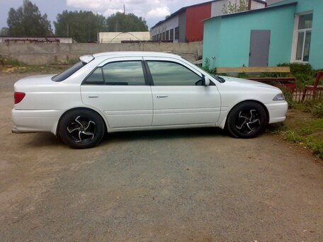 Toyota Carina, 1998