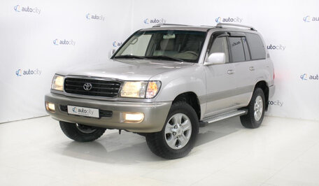 Toyota Land Cruiser, 2001