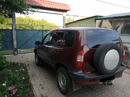 Chevrolet Niva, 2004