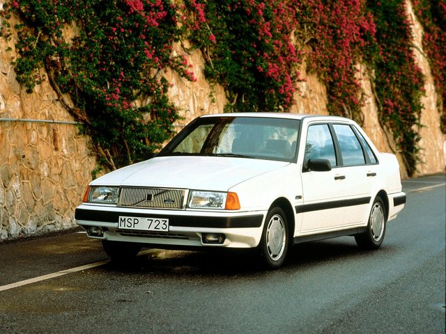 Volvo 460, 1994