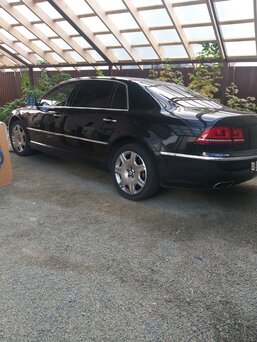 Volkswagen Phaeton, 2013