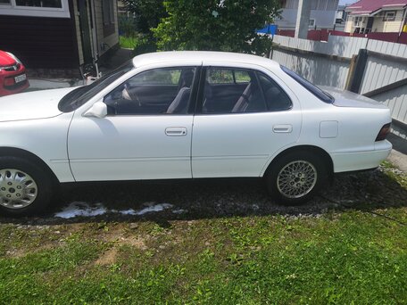 Toyota Camry, 1991