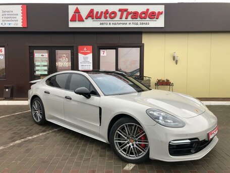 Porsche Panamera, 2017