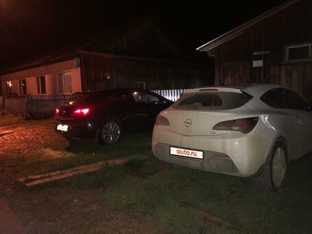 Opel Astra, 2012