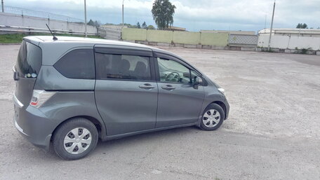 Honda Freed, 2011