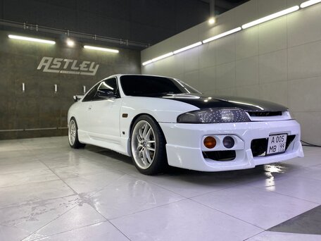 Nissan Skyline, 1996