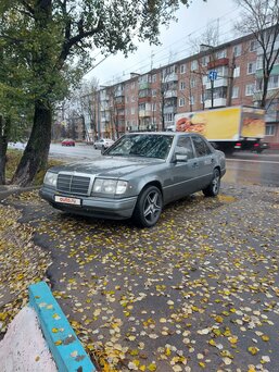 Mercedes-Benz W124, 1991