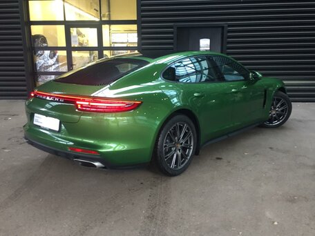 Porsche Panamera, 2019