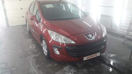 Peugeot 308, 2010
