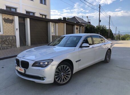 BMW 7 серии, 2011