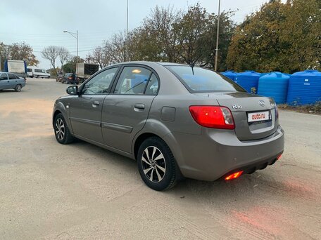 Kia Rio, 2011