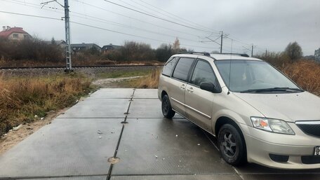 Mazda MPV, 2002