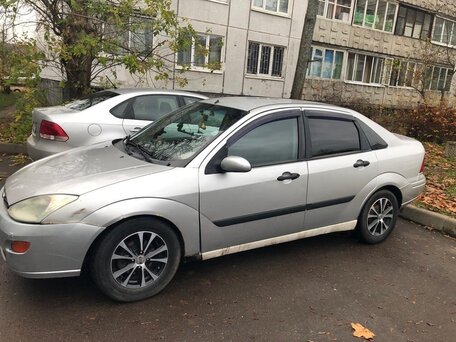Ford Focus (North America), 2004