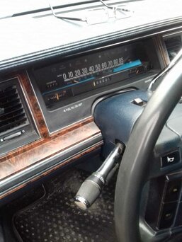 Lincoln Town Car, 1991