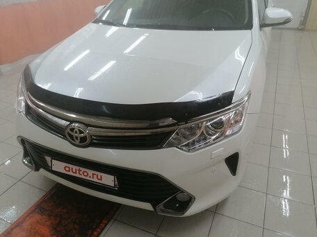 Toyota Camry, 2016