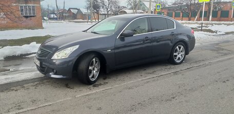 Infiniti G, 2012