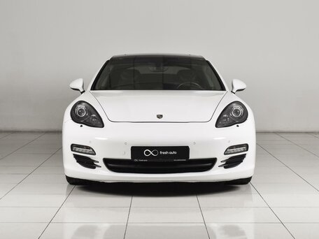 Porsche Panamera, 2012
