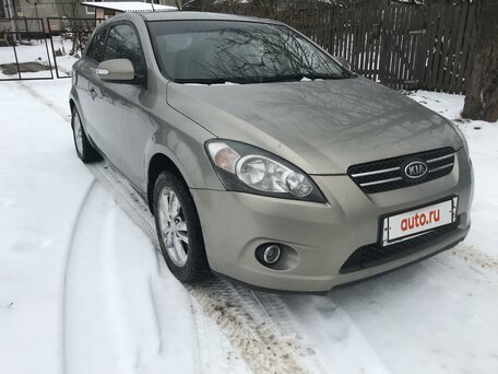 Kia Ceed, 2010