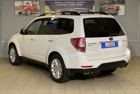 Subaru Forester, 2011