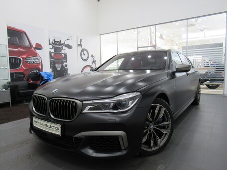 BMW 7 серии, 2017