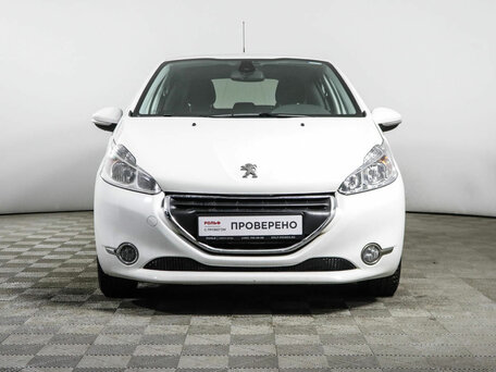 Peugeot 208, 2014