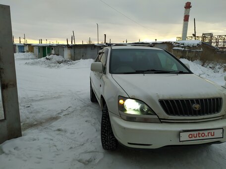 Toyota Harrier, 2000