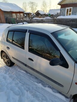Renault Clio, 2003