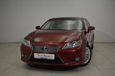 Lexus ES, 2015