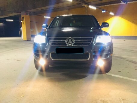 Volkswagen Touareg, 2004